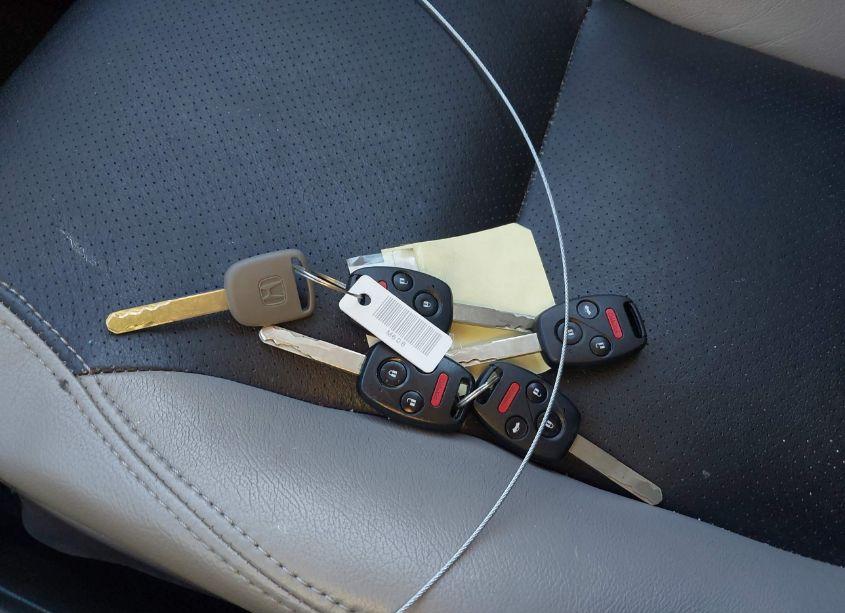 Photo 11 of 2013 Honda Civic LX (VIN 19XFB2F55DE257803)