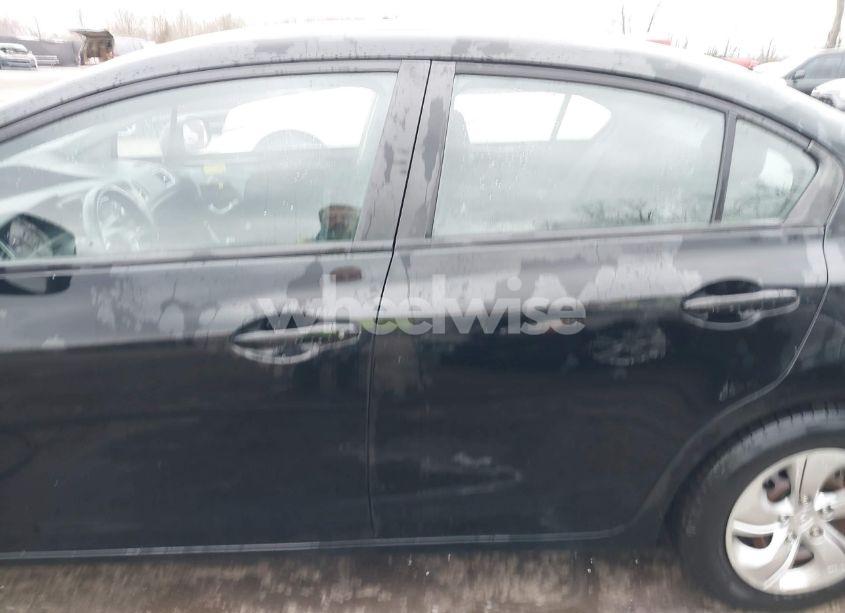 Photo 15 of 2013 Honda Civic LX (VIN 19XFB2F55DE263178)