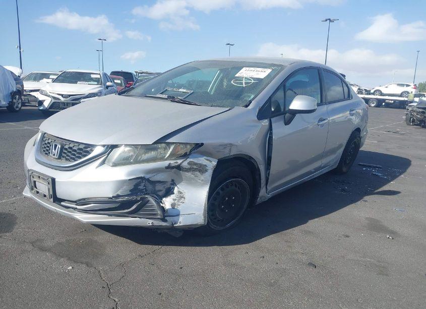 Photo 2 of 2013 Honda Civic LX (VIN 19XFB2F55DE271880)