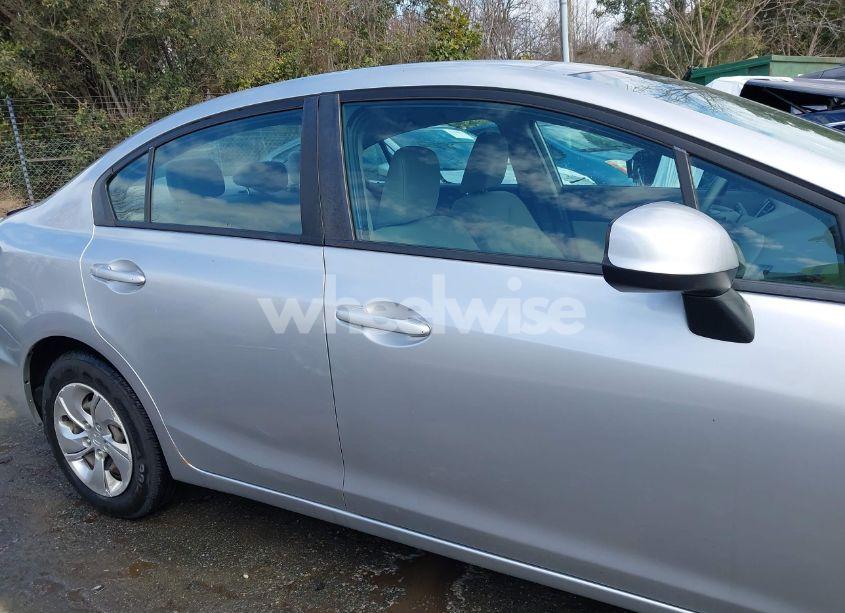 Photo 13 of 2013 Honda Civic LX (VIN 19XFB2F55DE272866)