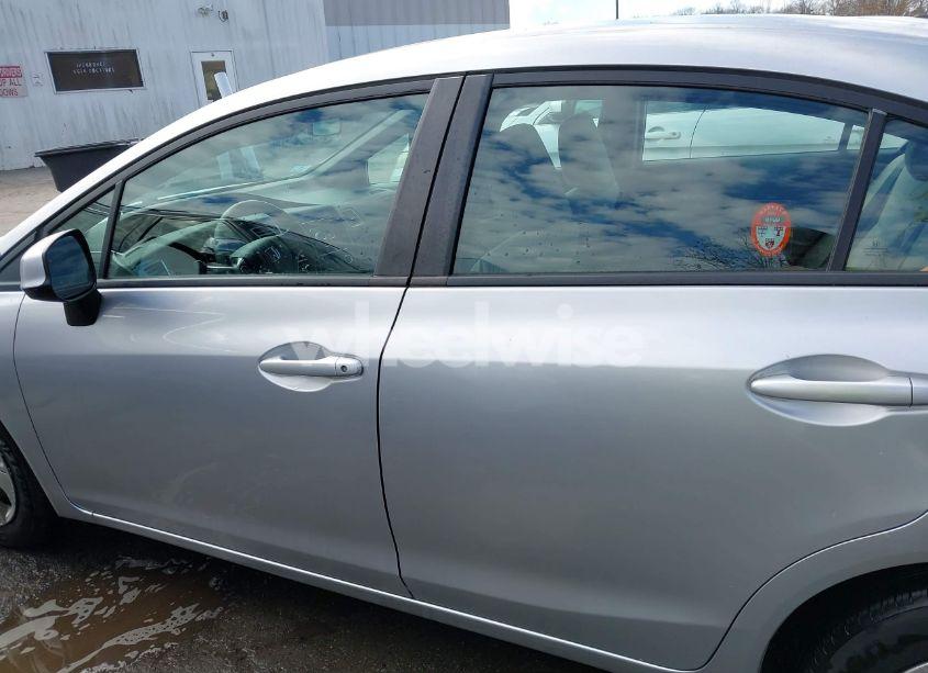 Photo 14 of 2013 Honda Civic LX (VIN 19XFB2F55DE272866)