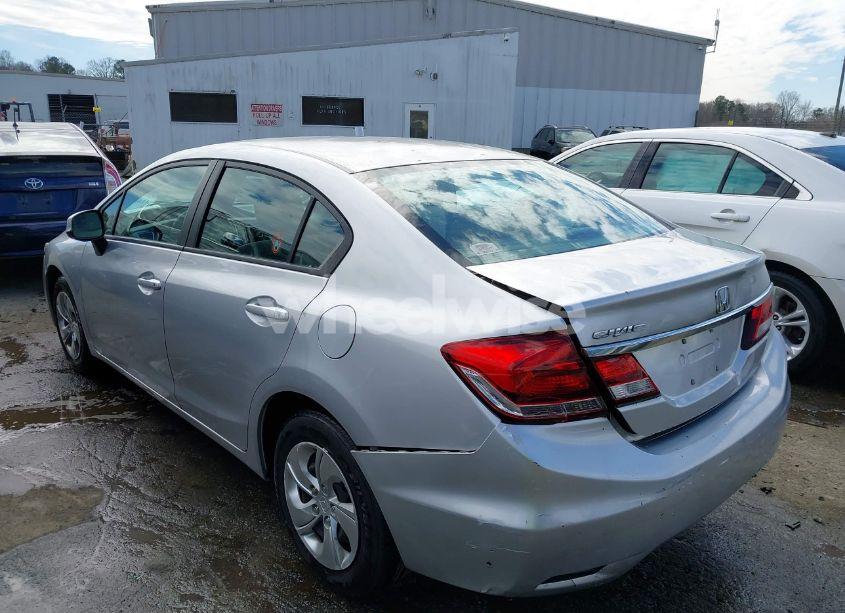 Photo 3 of 2013 Honda Civic LX (VIN 19XFB2F55DE272866)