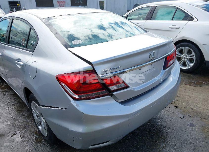 Photo 6 of 2013 Honda Civic LX (VIN 19XFB2F55DE272866)
