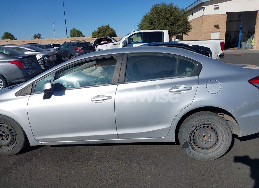 Photo 14 of 2013 Honda Civic LX (VIN 19XFB2F55DE273418)