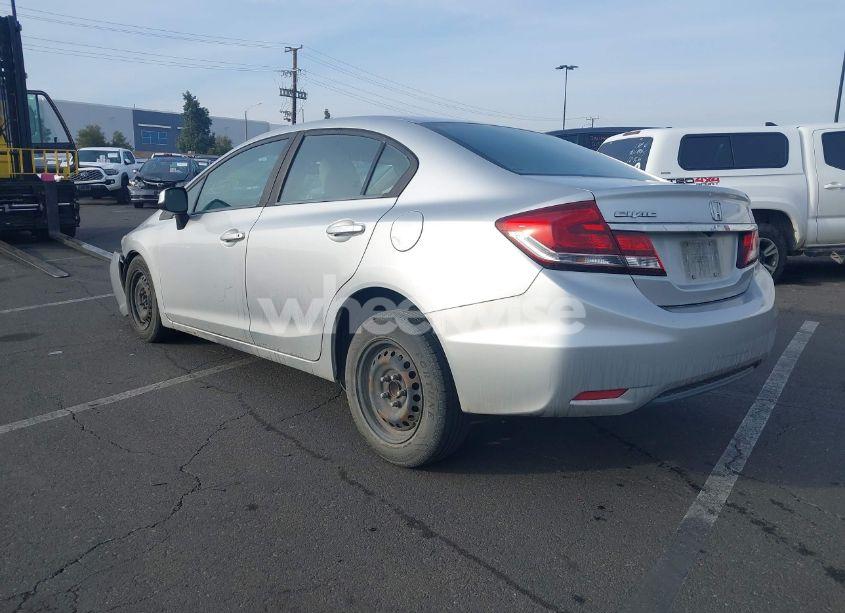 Photo 3 of 2013 Honda Civic LX (VIN 19XFB2F55DE273418)