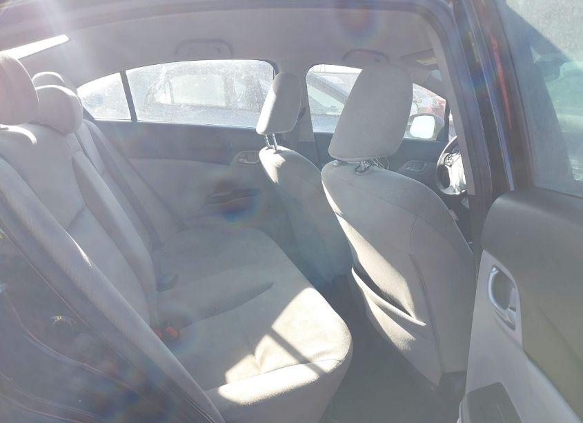 Photo 8 of 2013 Honda Civic LX (VIN 19XFB2F55DE281955)