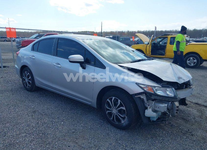 2014 Honda Civic LX (VIN 19XFB2F55EE009164) main photo