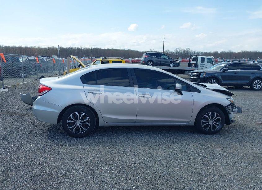 Photo 14 of 2014 Honda Civic LX (VIN 19XFB2F55EE009164)