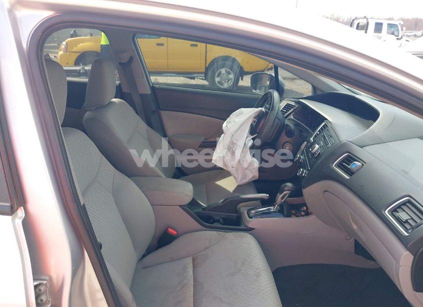 Photo 5 of 2014 Honda Civic LX (VIN 19XFB2F55EE009164)