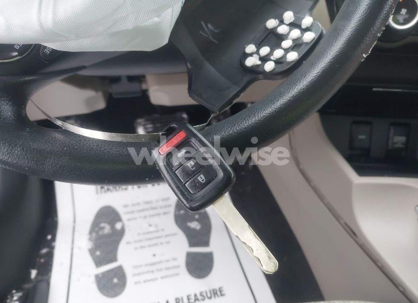 Photo 11 of 2014 Honda Civic LX (VIN 19XFB2F55EE013893)