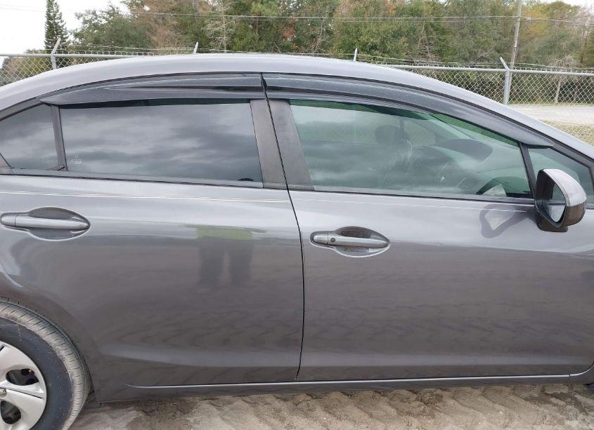 Photo 13 of 2014 Honda Civic LX (VIN 19XFB2F55EE024568)