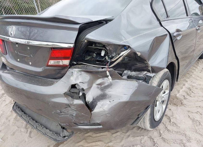 Photo 6 of 2014 Honda Civic LX (VIN 19XFB2F55EE024568)