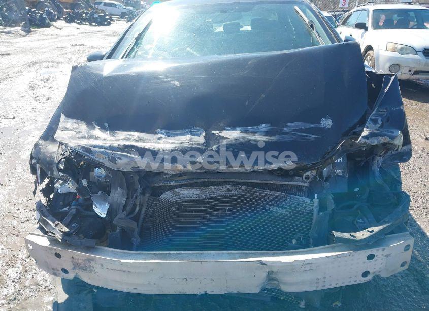 Photo 6 of 2014 Honda Civic LX (VIN 19XFB2F55EE035098)