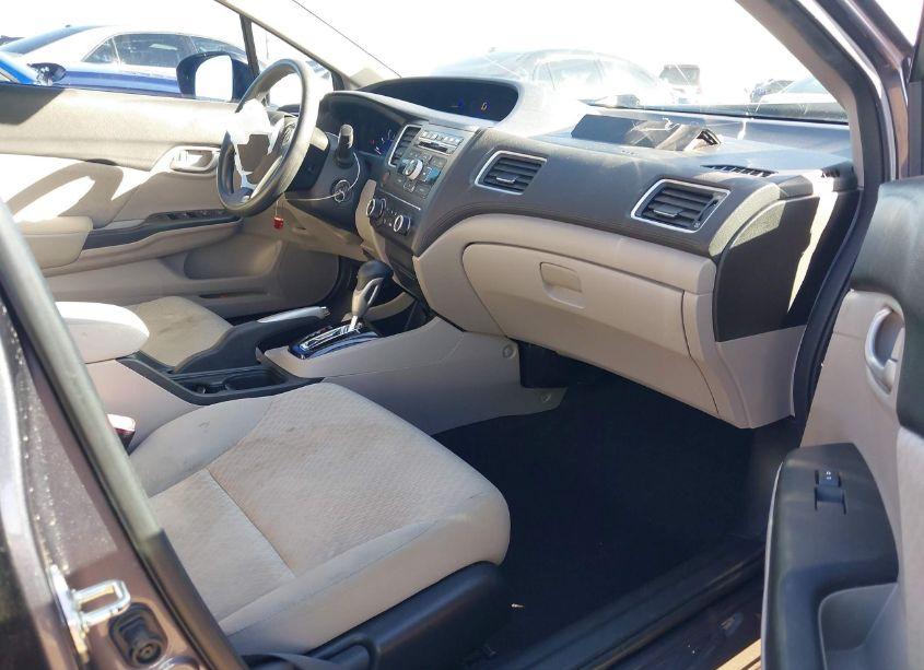 Photo 5 of 2014 Honda Civic LX (VIN 19XFB2F55EE039247)