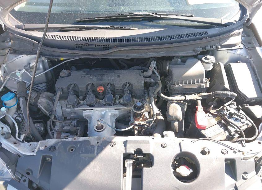 Photo 10 of 2014 Honda Civic LX (VIN 19XFB2F55EE047820)