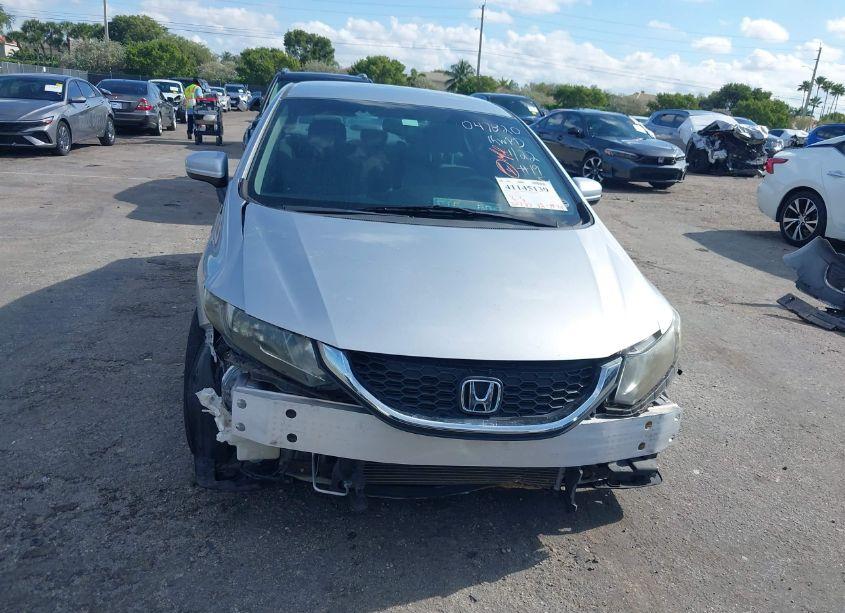 Photo 13 of 2014 Honda Civic LX (VIN 19XFB2F55EE047820)
