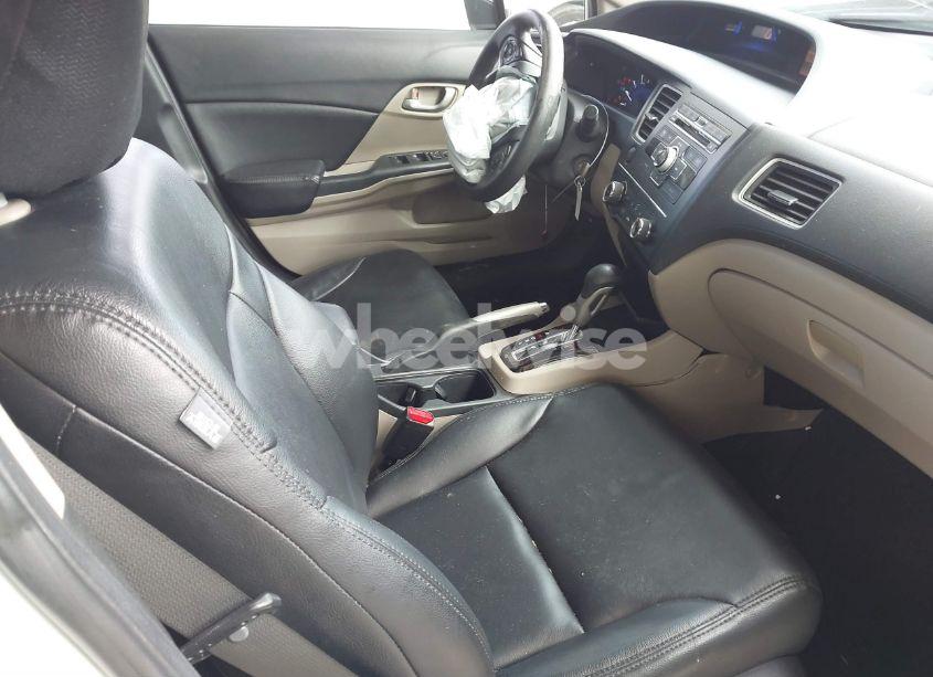 Photo 5 of 2014 Honda Civic LX (VIN 19XFB2F55EE068456)