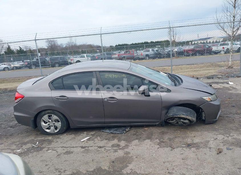 Photo 13 of 2014 Honda Civic LX (VIN 19XFB2F55EE074144)