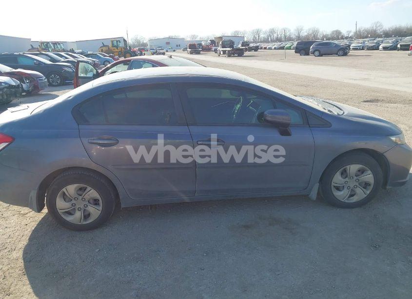 Photo 13 of 2014 Honda Civic LX (VIN 19XFB2F55EE078310)