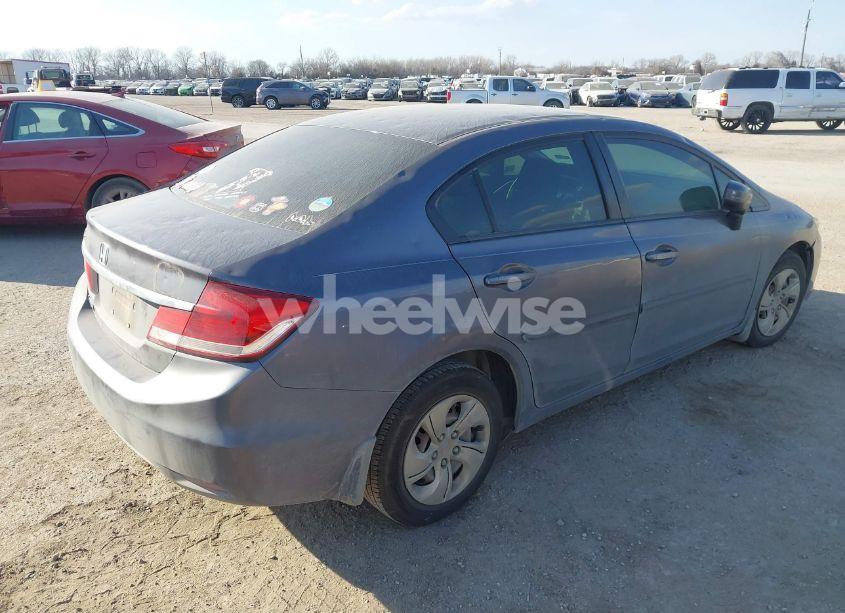 Photo 4 of 2014 Honda Civic LX (VIN 19XFB2F55EE078310)