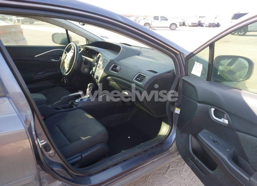 Photo 5 of 2014 Honda Civic LX (VIN 19XFB2F55EE078310)