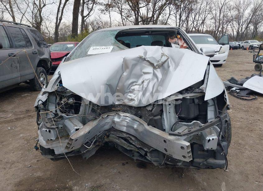 Photo 13 of 2014 Honda Civic LX (VIN 19XFB2F55EE210725)