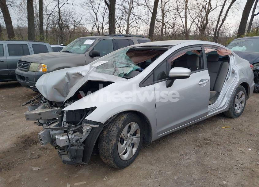 Photo 6 of 2014 Honda Civic LX (VIN 19XFB2F55EE210725)