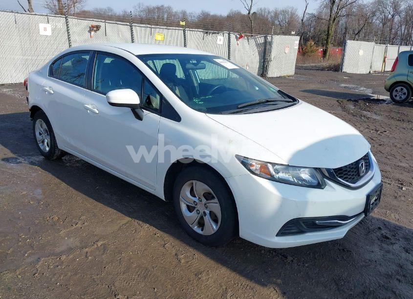 2014 Honda Civic LX (VIN 19XFB2F55EE226455) main photo