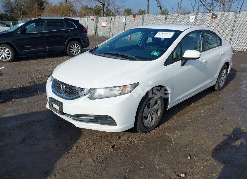 Photo 2 of 2014 Honda Civic LX (VIN 19XFB2F55EE226455)