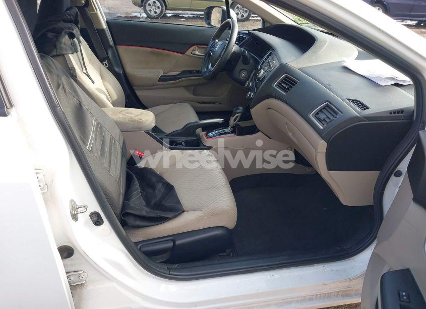 Photo 5 of 2014 Honda Civic LX (VIN 19XFB2F55EE226455)