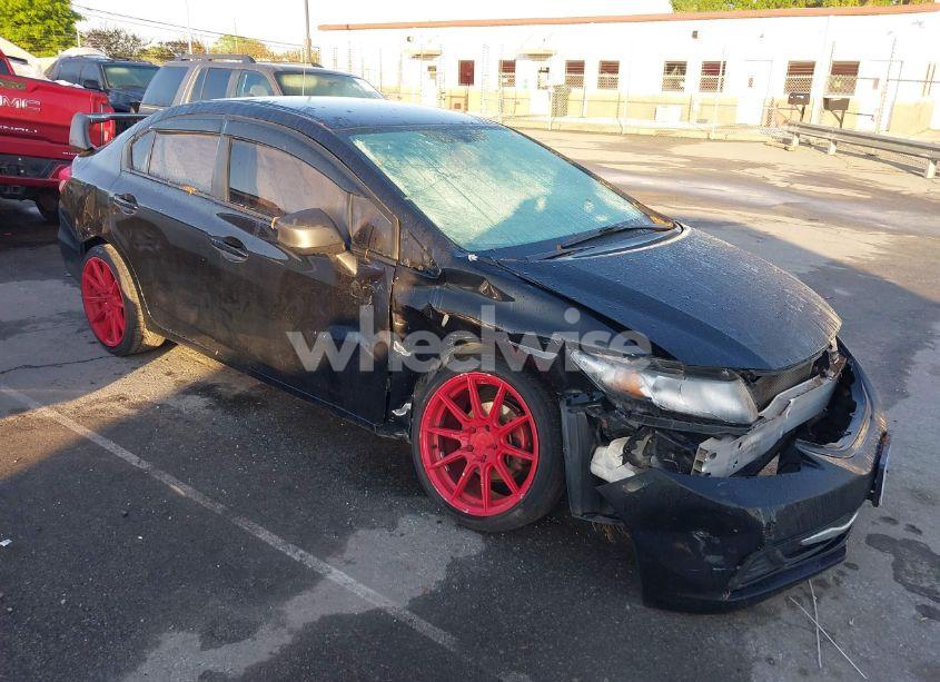 2014 Honda Civic LX (VIN 19XFB2F55EE232997) main photo