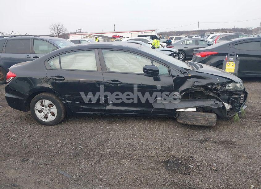 Photo 13 of 2014 Honda Civic LX (VIN 19XFB2F55EE239769)