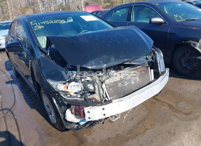 Photo 6 of 2014 Honda Civic LX (VIN 19XFB2F55EE263019)