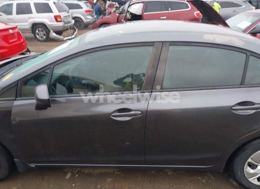 Photo 15 of 2015 Honda Civic LX (VIN 19XFB2F55FE019355)