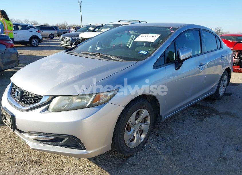 Photo 2 of 2015 Honda Civic LX (VIN 19XFB2F55FE027777)