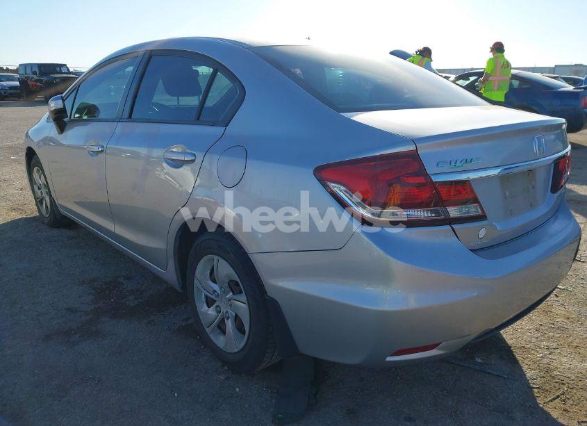 Photo 3 of 2015 Honda Civic LX (VIN 19XFB2F55FE027777)