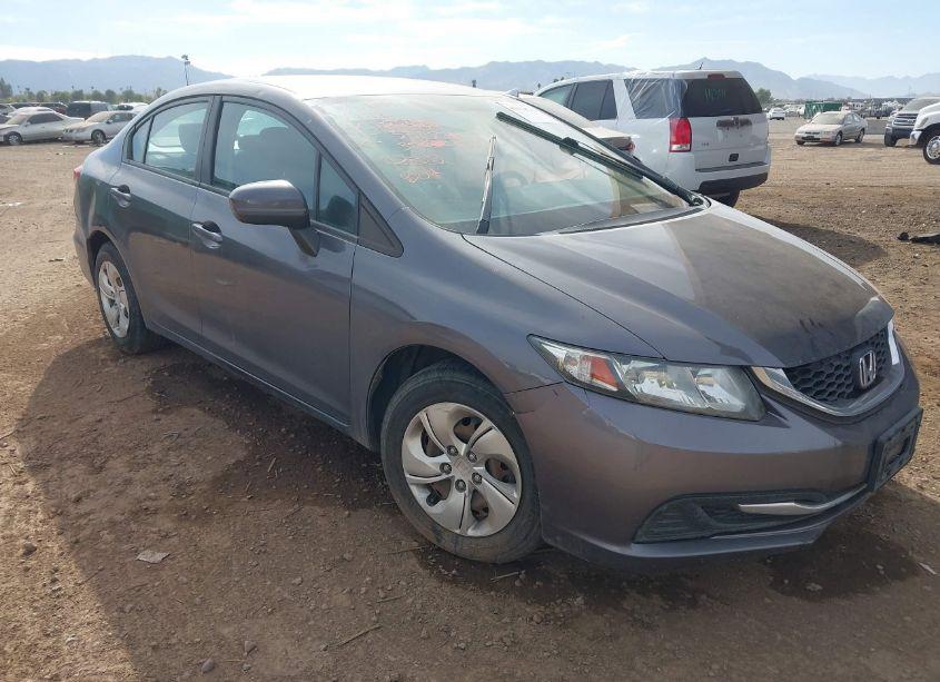 2015 Honda Civic LX (VIN 19XFB2F55FE044188) main photo