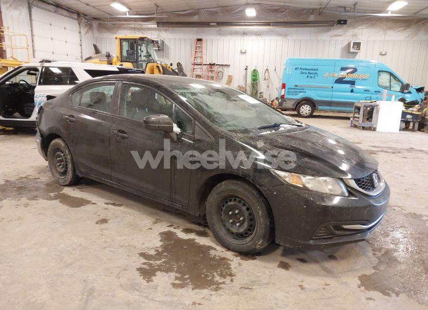 2015 Honda Civic LX (VIN 19XFB2F55FE065235) main photo