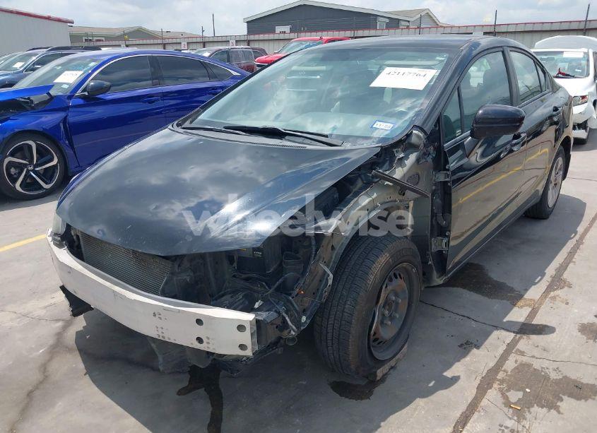 Photo 2 of 2015 Honda Civic LX (VIN 19XFB2F55FE074324)