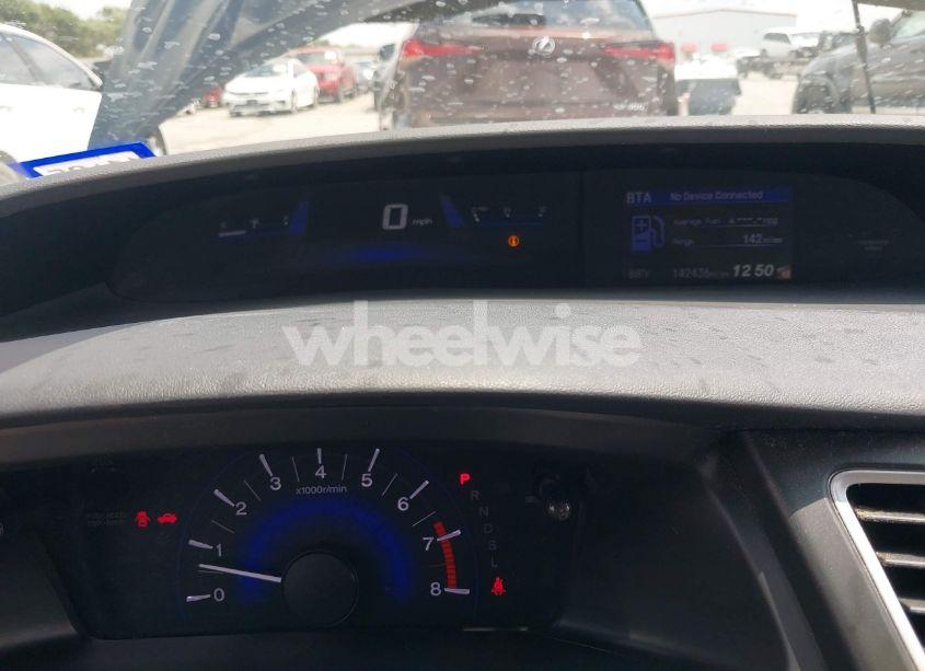 Photo 7 of 2015 Honda Civic LX (VIN 19XFB2F55FE074324)