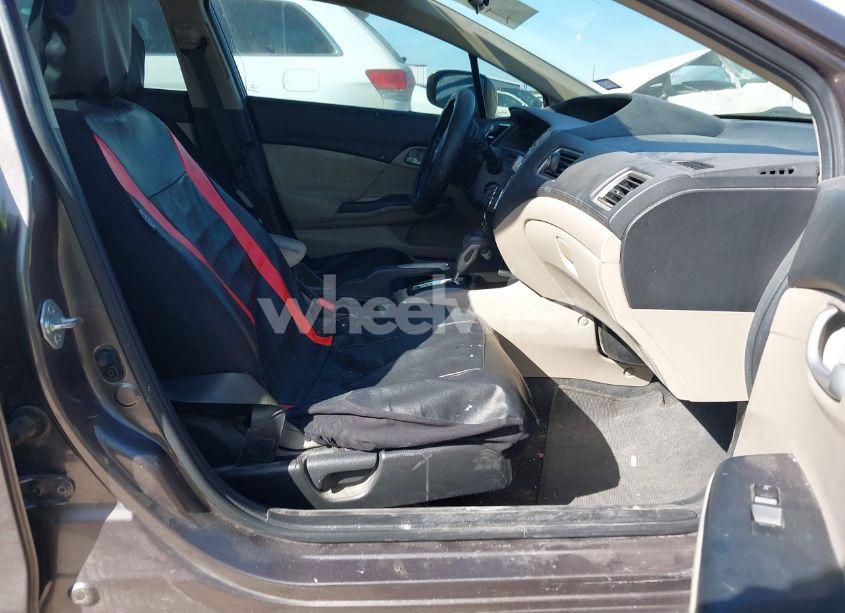 Photo 5 of 2015 Honda Civic LX (VIN 19XFB2F55FE075943)