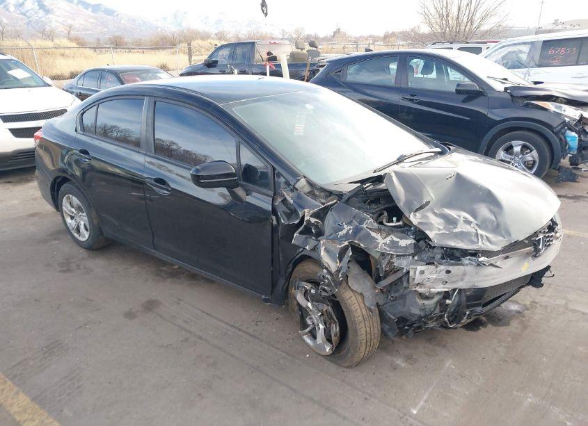 2015 Honda Civic LX (VIN 19XFB2F55FE106804) main photo
