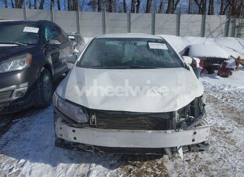 Photo 13 of 2015 Honda Civic LX (VIN 19XFB2F55FE204926)