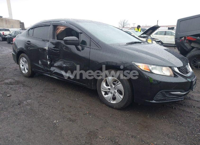 2015 Honda Civic LX (VIN 19XFB2F55FE214467) main photo