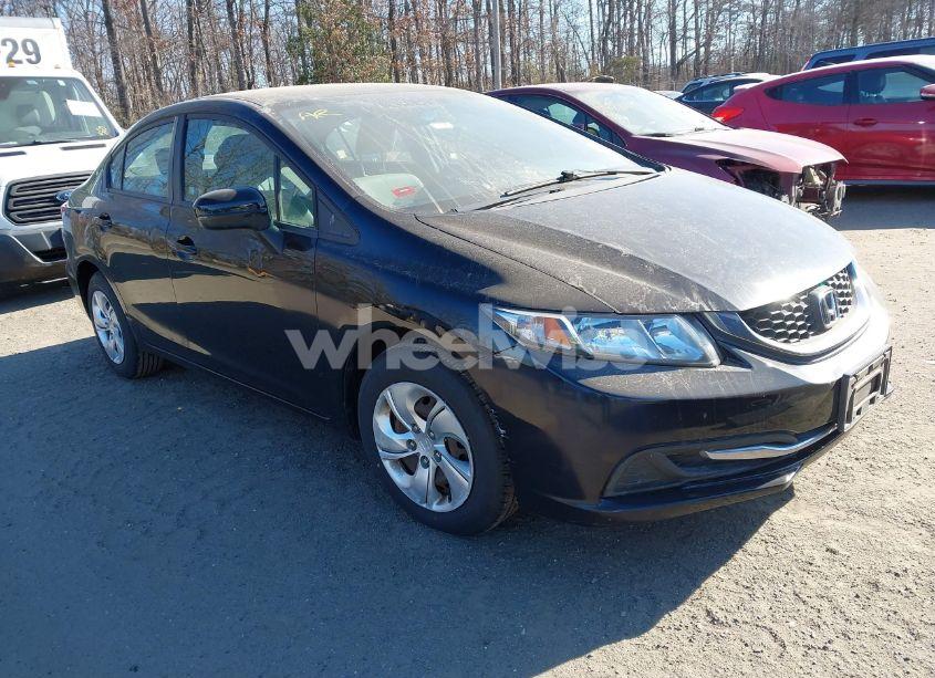 2015 Honda Civic LX (VIN 19XFB2F55FE220382) main photo