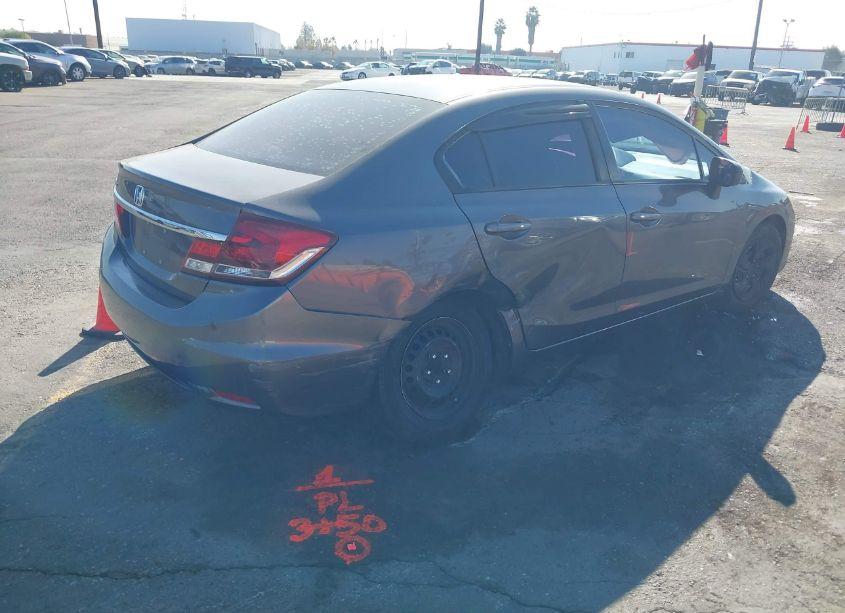 Photo 4 of 2015 Honda Civic LX (VIN 19XFB2F55FE242902)