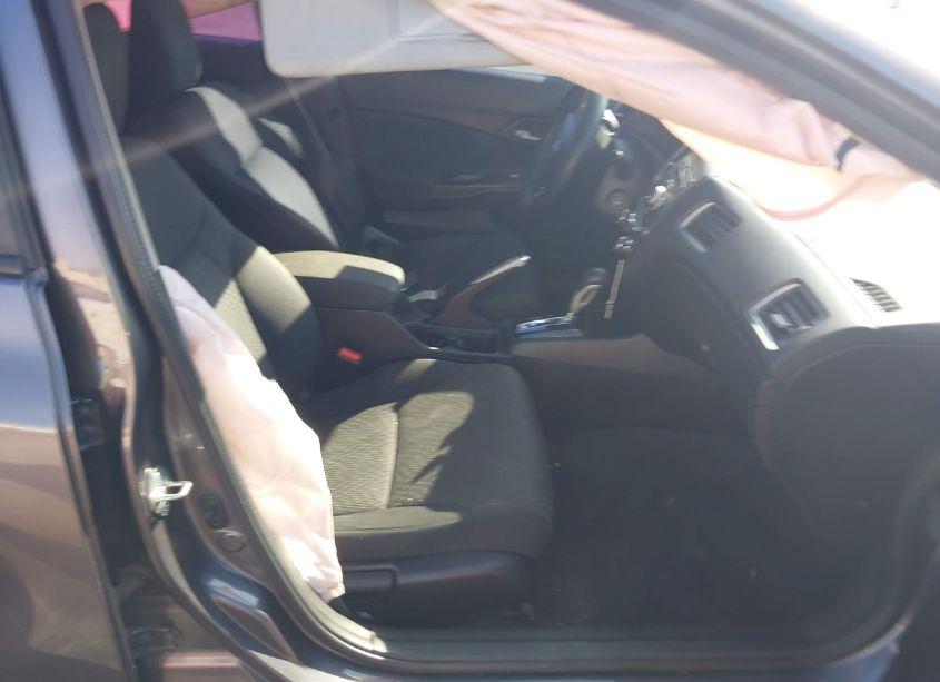 Photo 5 of 2015 Honda Civic LX (VIN 19XFB2F55FE242902)