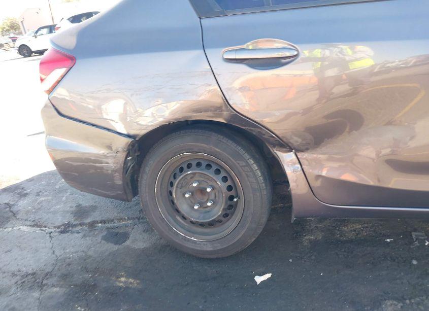 Photo 6 of 2015 Honda Civic LX (VIN 19XFB2F55FE242902)