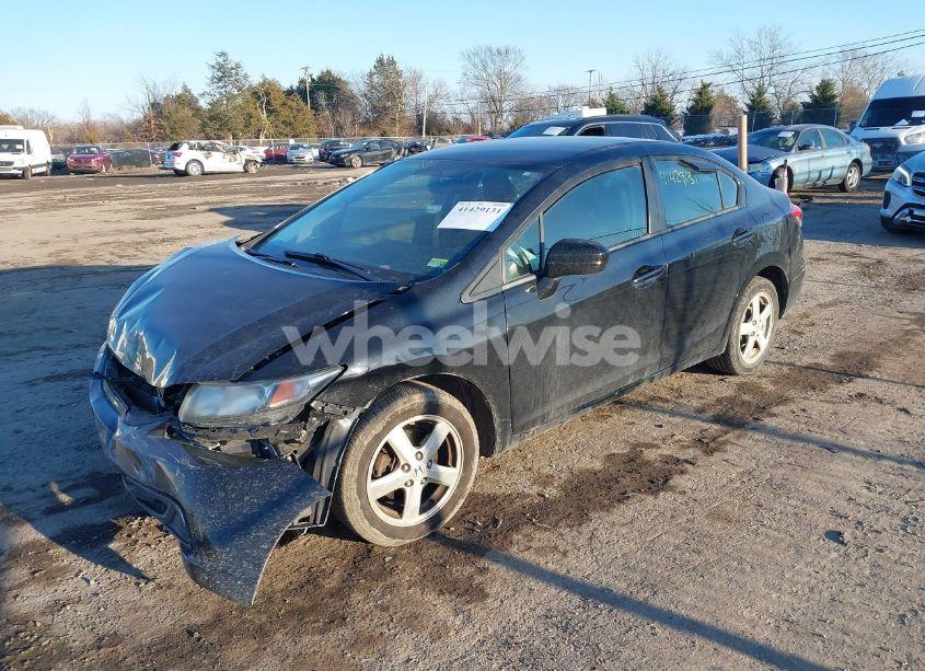 Photo 2 of 2015 Honda Civic LX (VIN 19XFB2F55FE263765)