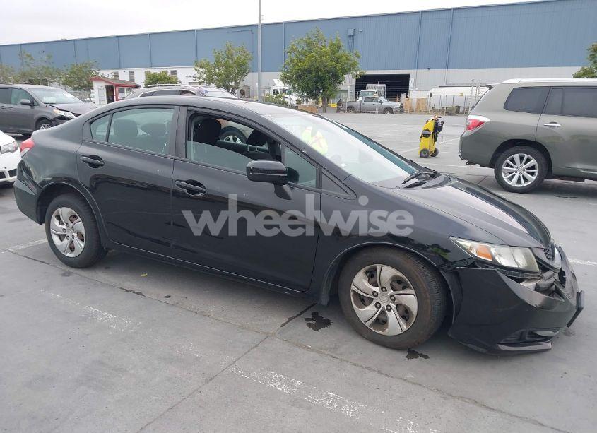 2015 Honda Civic LX (VIN 19XFB2F55FE272823) main photo
